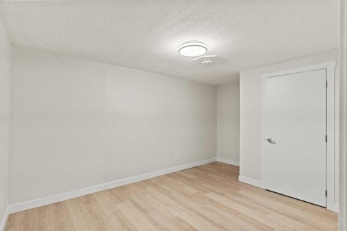 3116 39 Street Se, Calgary, AB 