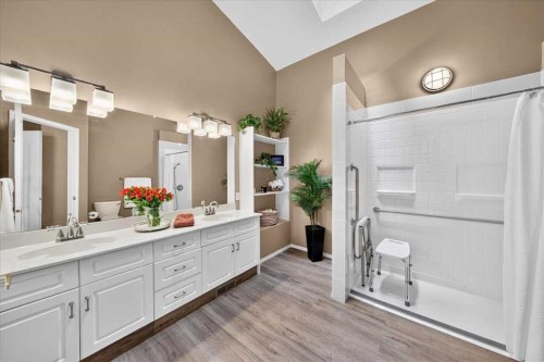 95 Sunlake Close Se, Calgary, AB 