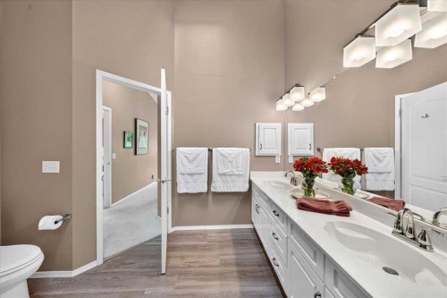 95 Sunlake Close Se, Calgary, AB 