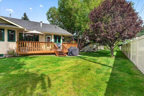 95 Sunlake Close Se, Calgary, AB 