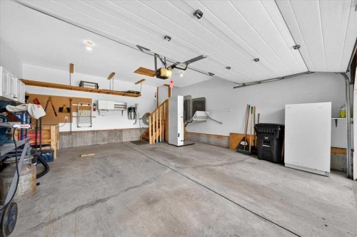 95 Sunlake Close Se, Calgary, AB 