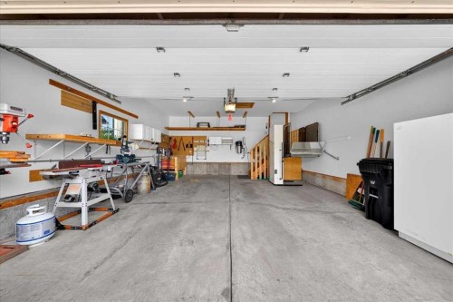 95 Sunlake Close Se, Calgary, AB 
