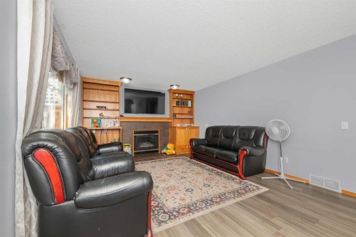 56 Martinglen Place Ne, Calgary, AB 