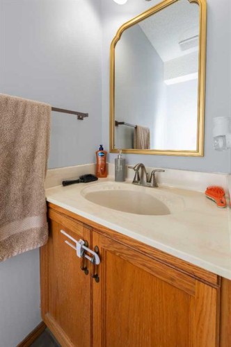 56 Martinglen Place Ne, Calgary, AB 