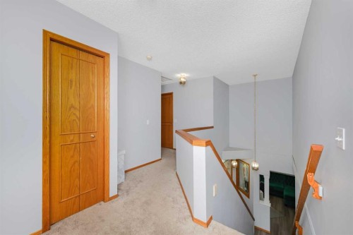 56 Martinglen Place Ne, Calgary, AB 