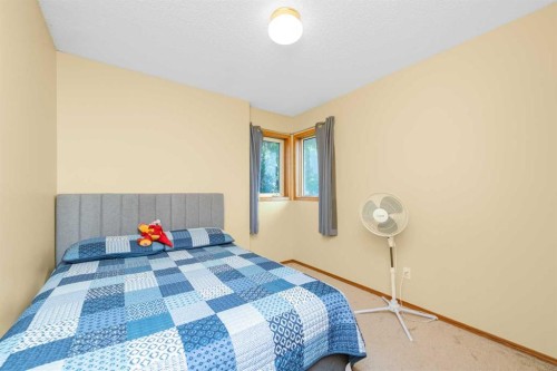56 Martinglen Place Ne, Calgary, AB 