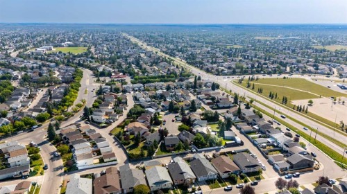 56 Martinglen Place Ne, Calgary, AB 