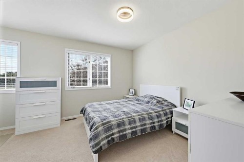 532 54 Avenue Sw, Calgary, AB 
