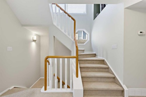 532 54 Avenue Sw, Calgary, AB 