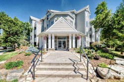 111-2204 1 Street SW Calgary, AB T2S 1P4
