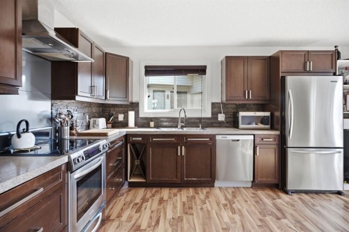 36 Berkley Place Nw, Calgary, AB 