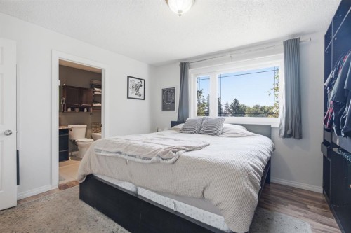 36 Berkley Place Nw, Calgary, AB 