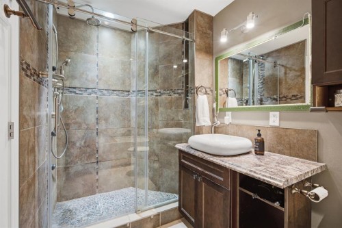 36 Berkley Place Nw, Calgary, AB 
