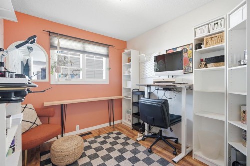 36 Berkley Place Nw, Calgary, AB 