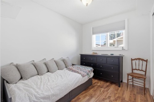 36 Berkley Place Nw, Calgary, AB 