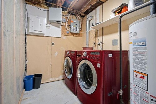 36 Berkley Place Nw, Calgary, AB 