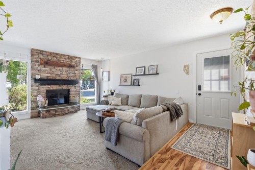 36 Berkley Place Nw, Calgary, AB 
