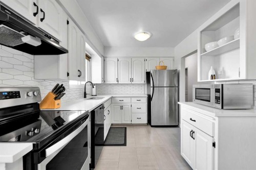 7112 Fountain Road Se, Calgary, AB 