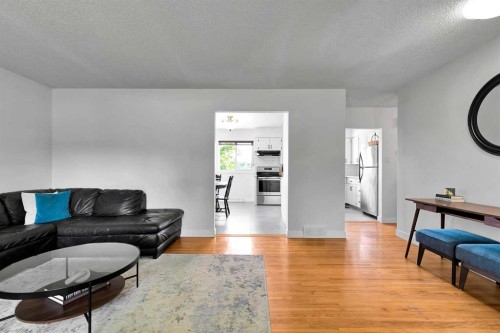 7112 Fountain Road Se, Calgary, AB 
