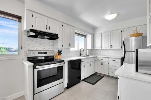7112 Fountain Road Se, Calgary, AB 