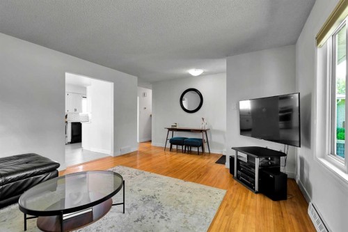 7112 Fountain Road Se, Calgary, AB 