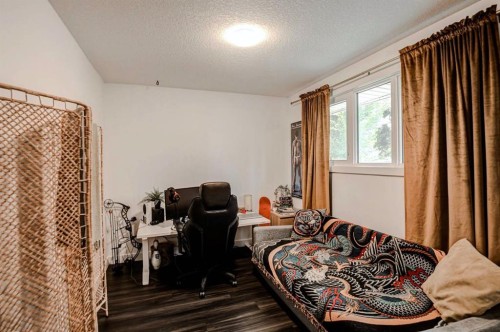 3 Glenway Drive Sw, Calgary, AB 