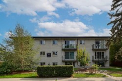 14-1717 Westmount Road NW Calgary, AB T2N 3M4