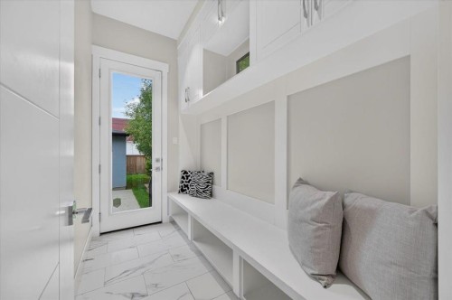 404 12 Avenue Nw, Calgary, AB 