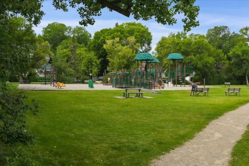 404 12 Avenue Nw, Calgary, AB 