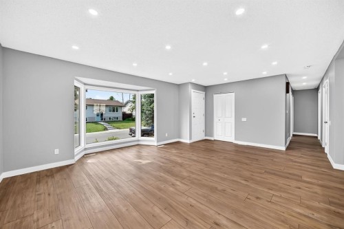 208 Penbrooke Way Se, Calgary, AB 