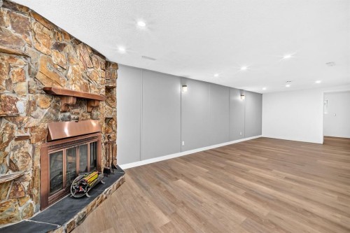 208 Penbrooke Way Se, Calgary, AB 