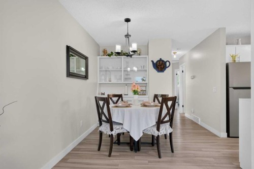 8335 Centre Street Nw, Calgary, AB 