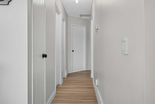 8335 Centre Street Nw, Calgary, AB 