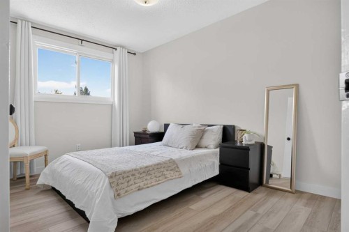 8335 Centre Street Nw, Calgary, AB 