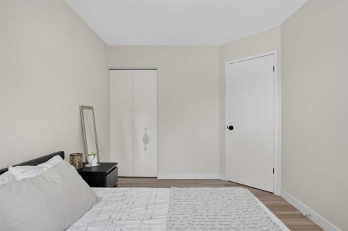 8335 Centre Street Nw, Calgary, AB 