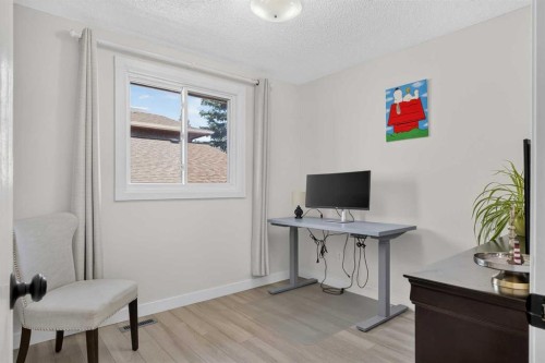 8335 Centre Street Nw, Calgary, AB 