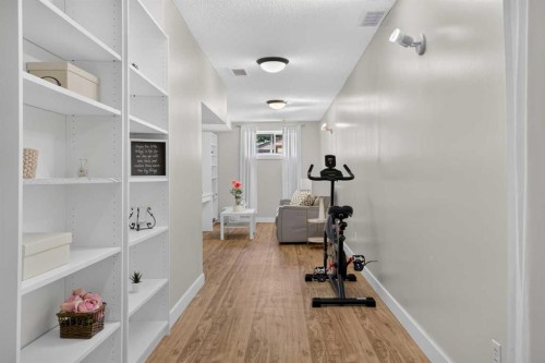 8335 Centre Street Nw, Calgary, AB 