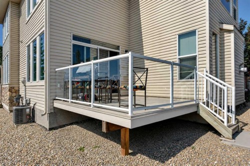 4 Sunset Square, Cochrane, AB 