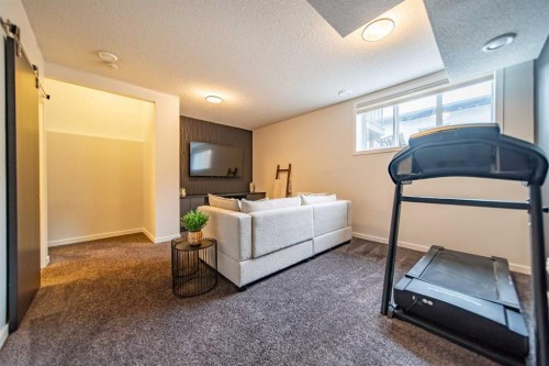 41 Masters Crescent Se, Calgary, AB 