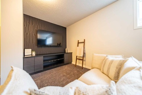 41 Masters Crescent Se, Calgary, AB 