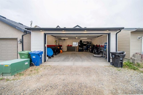 41 Masters Crescent Se, Calgary, AB 