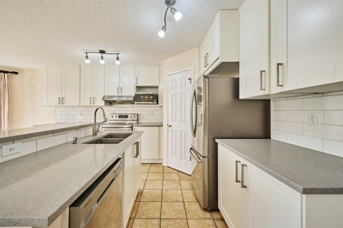 22 Citadel Crest Link Nw, Calgary, AB 