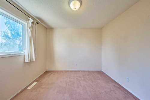 22 Citadel Crest Link Nw, Calgary, AB 