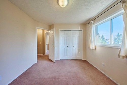 22 Citadel Crest Link Nw, Calgary, AB 