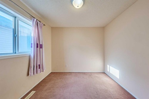 22 Citadel Crest Link Nw, Calgary, AB 