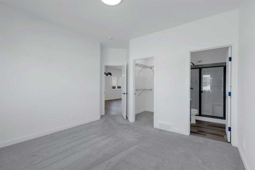 9 Ian Way, Sylvan Lake, AB - Indoor Photo Showing Other Room