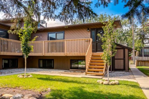 6-4527 73 Street NW Calgary, AB T3B 2M3