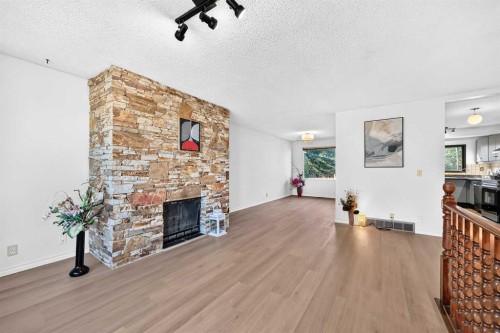 19 Hawkwood Drive Nw, Calgary, AB 