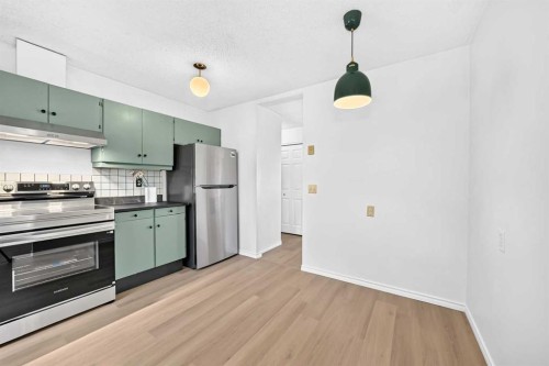 19 Hawkwood Drive Nw, Calgary, AB 