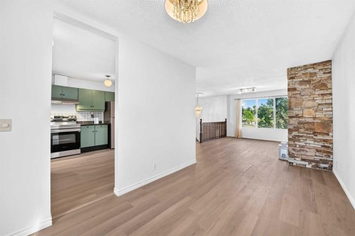 19 Hawkwood Drive Nw, Calgary, AB 